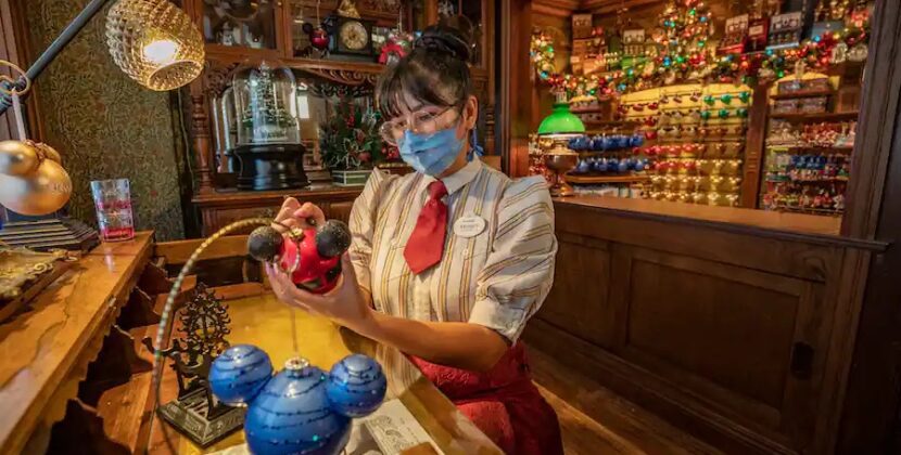 Se asoma la víspera navideña en Disneyland Resort