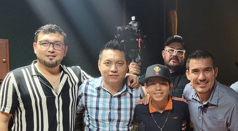 La Séptima Banda graba ‘Ya quisiera ser mayor’, con el niño de la línea
