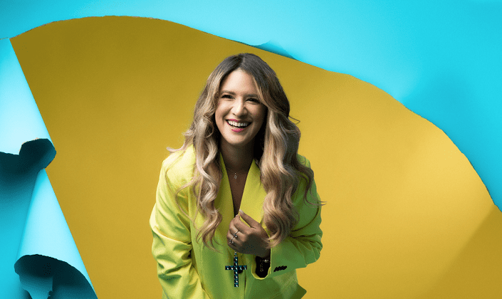 Nathalie Hazim se entrega “Desde Cero”, su nueva producción refugiada en el pop