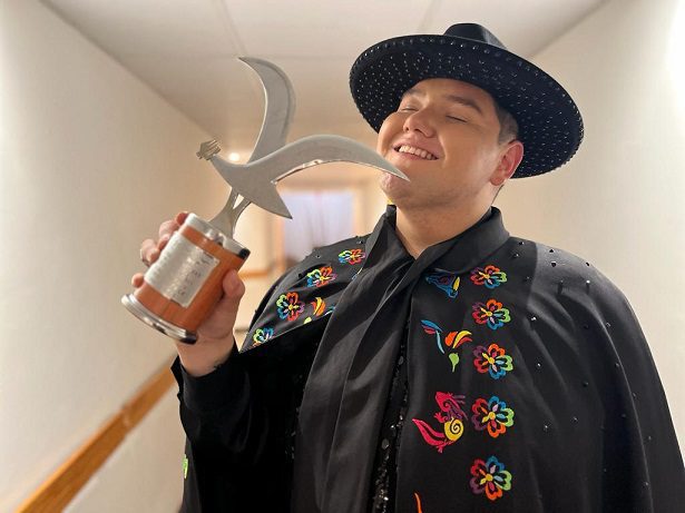 Frank Di gana Gaviota de Plata representando a Mexico