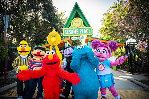 Sesame Place San Diego celebra el mes de aceptación del autismo