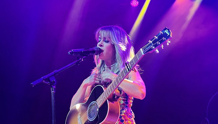 Kany García fue recibida con soldout en San Diego