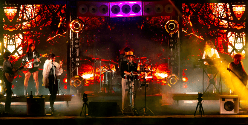 Ilumina con “Prismarama Tour”: Léon Larregui el escenario en Tijuana
