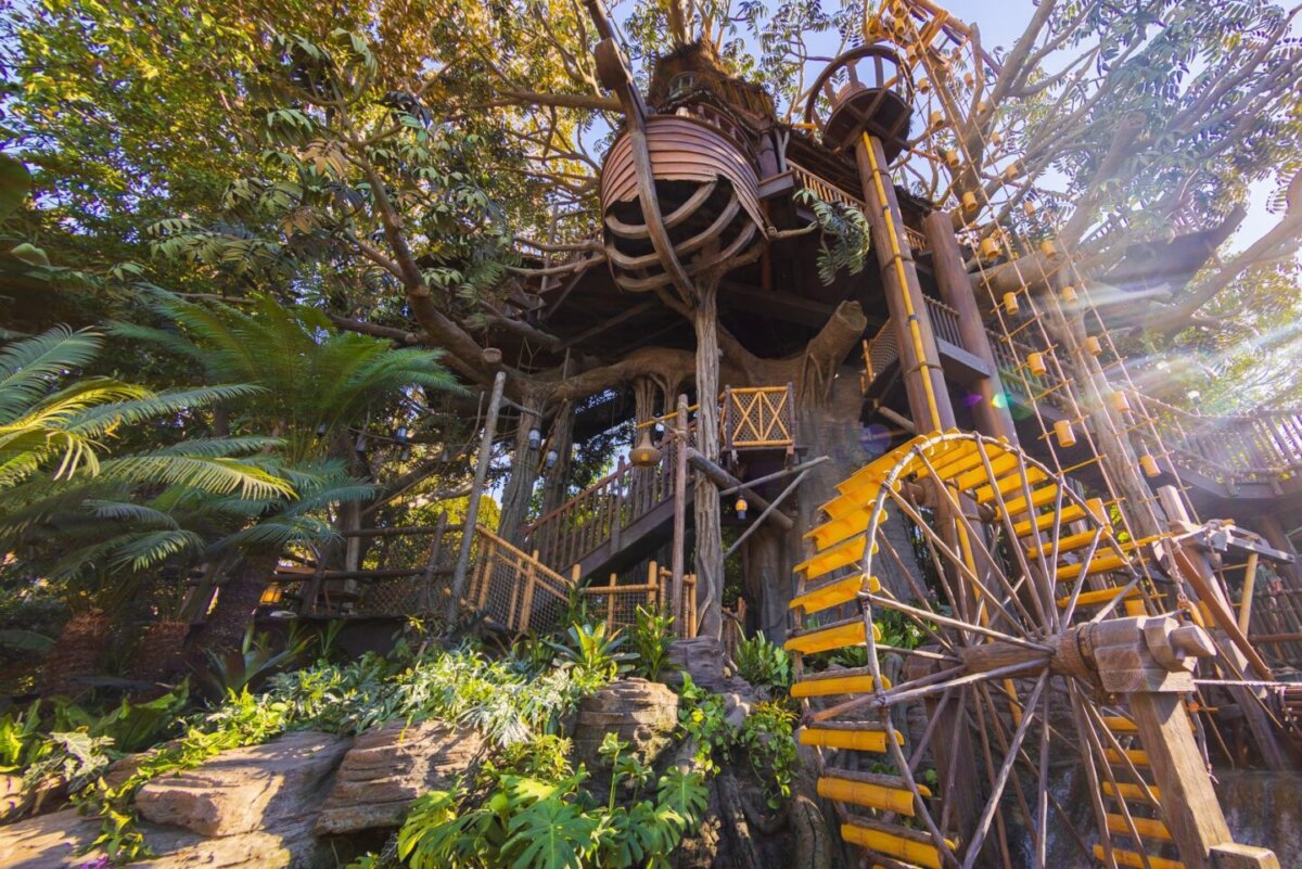 Disneyland Resort inaugura “Adventureland Treehouse”