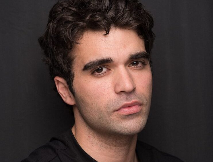 Javier Dulzaides, como co-protagonista en “La Madre”