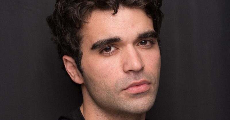 Javier Dulzaides, como co-protagonista en “La Madre”
