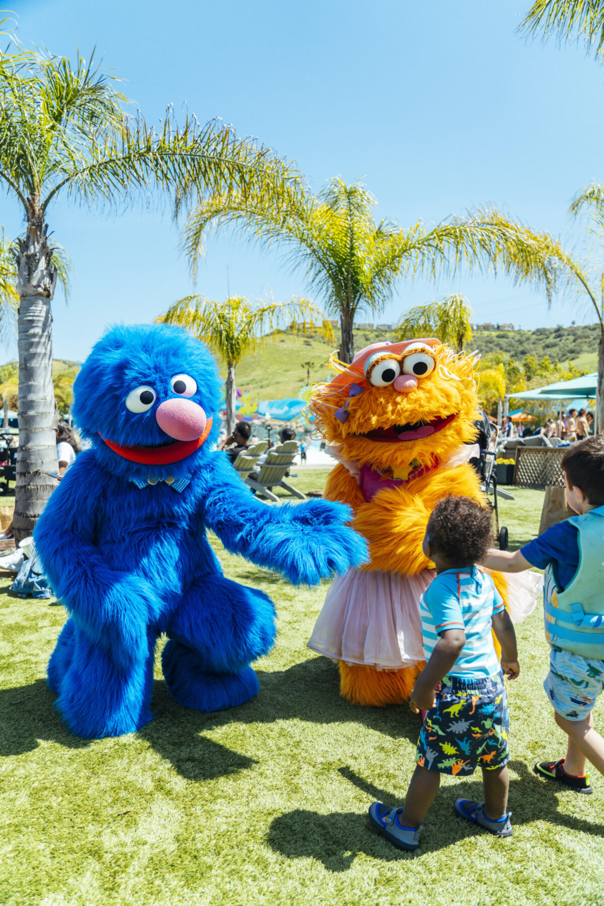 Elmo’s Springtacular trae diversión con Blippi 