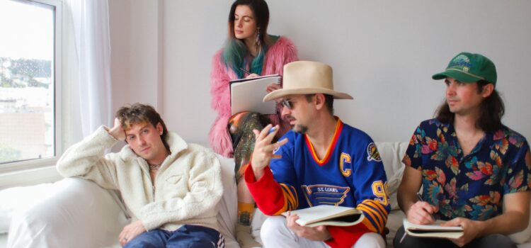 Analog Dog presenta “Here I lay in bed”