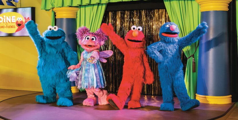 Cena con Elmo y sus amigos en Sunny Day Café de Sesame Place