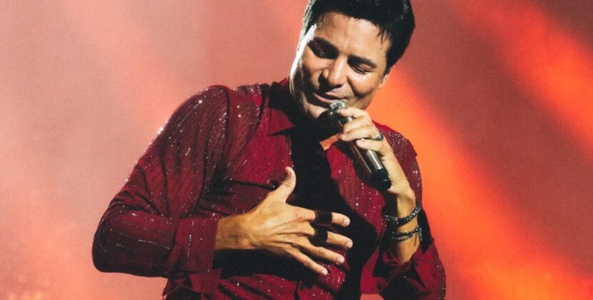 Chayanne continúa cautivando con su gira «Bailemos otra vez»