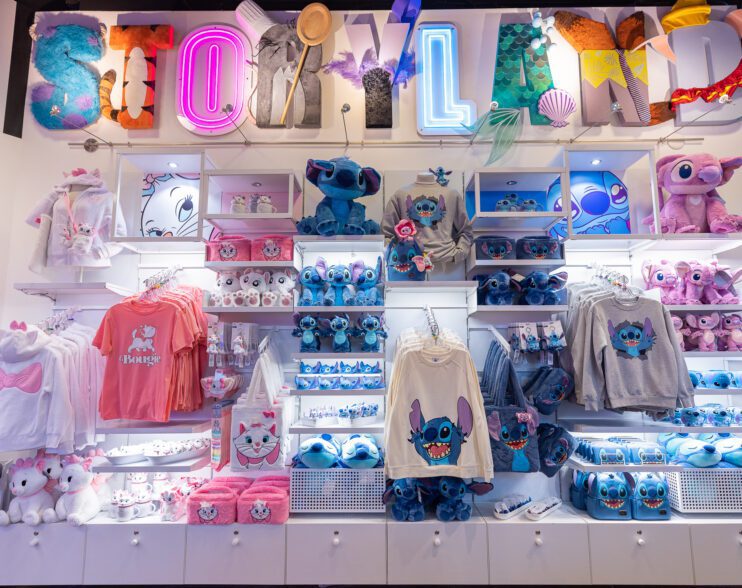Celebran apertura de Disney Storyland Boutique