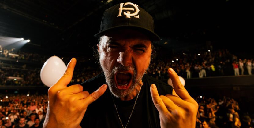 Héctor Quintana, nominado al Grammy Americano junto a Alice Cooper