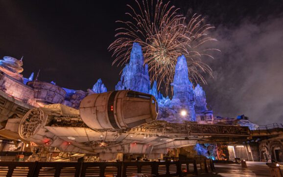 Disneyland Resort reveló nuevo espectáculo durante Season of the Force