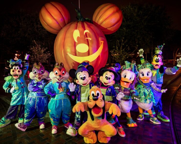 Disneyland Resort celebra Halloween Time y Día de Muertos