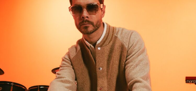 Juan Solo explora otros universos musicales