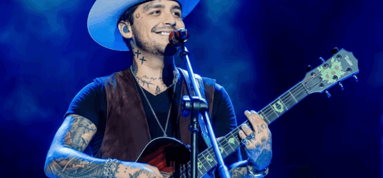 Christian Nodal regresa al Valle de Guadalupe