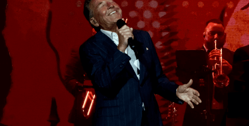 Ricardo Montaner presentó más que un concierto, una entrega de amor