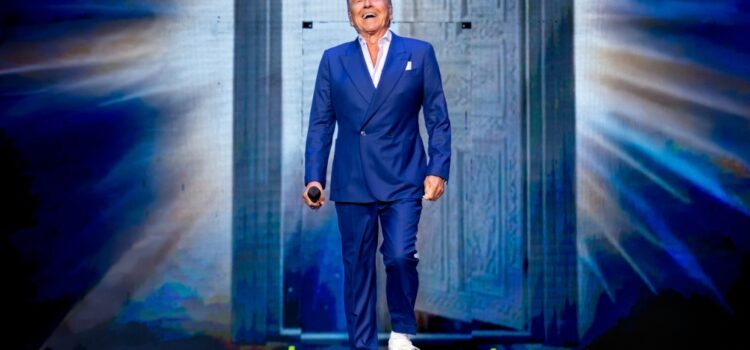 Ricardo Montaner expande “El Último Regreso” al 2027