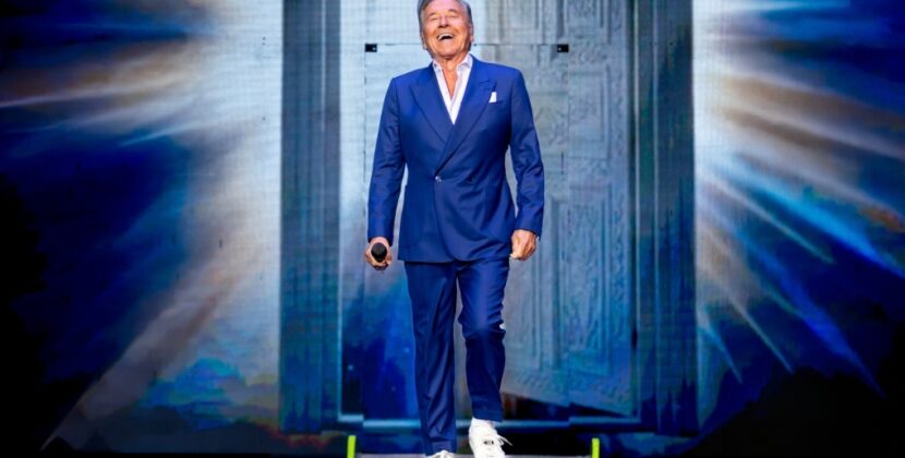 Ricardo Montaner expande “El Último Regreso” al 2027
